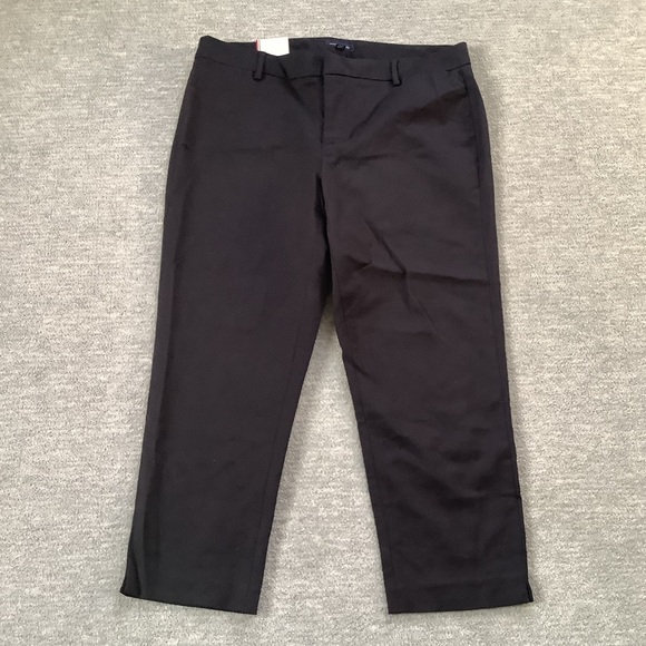 Tommy Hilfiger NWT Waverly Slim Stretch Black Capri Sz. 12 - Picture 1 of 7